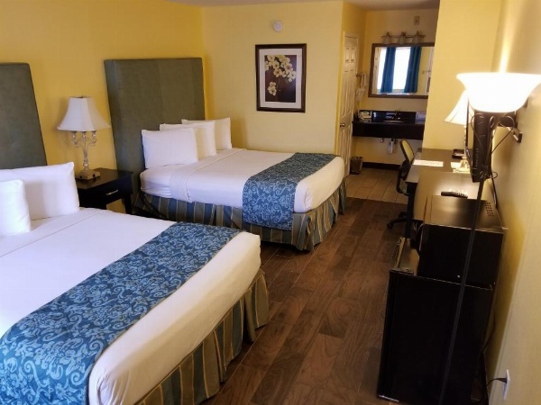 Shining Light Inn & Suites image 11