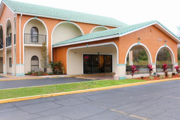 Shining Light Inn & Suites image 18