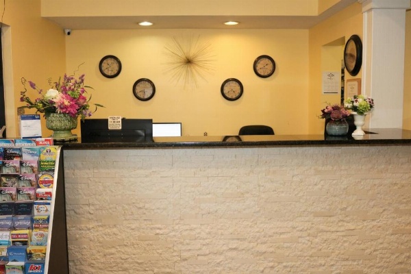 Shining Light Inn & Suites image 25